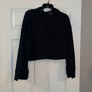 Forever 21 black crop hoodie